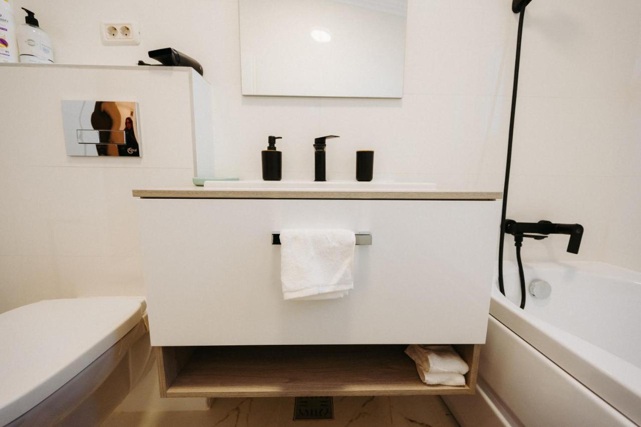 スチャヴァModern Loft Oneアパートメント エクステリア 写真